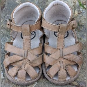 Little Love Bug Closed Toe Sandal- Size 6